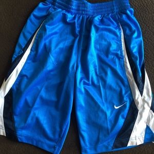 mens nike basketball shorts